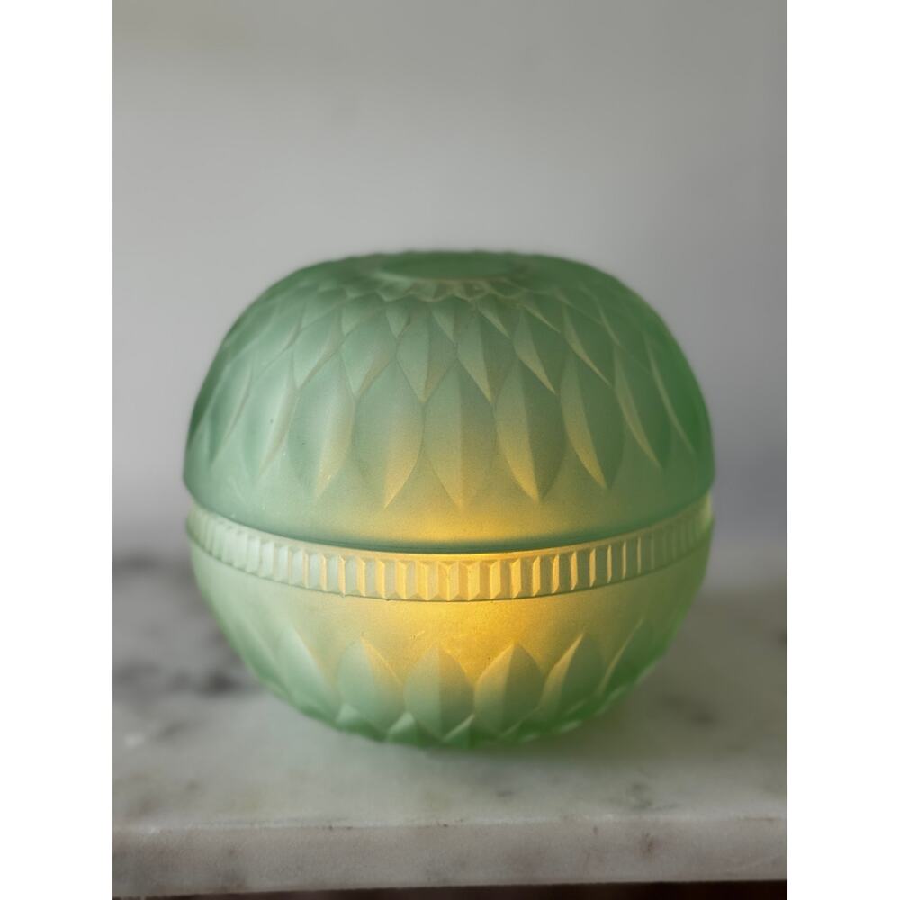Vintage Green Indiana Glass Mount Vernon Fairy Lamp - Picture 2 of 10